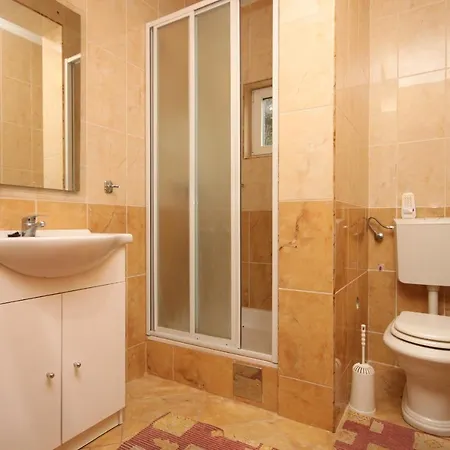 Apartamento With Parking Space Bibinje, Zadar - 6160 *