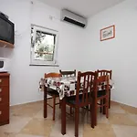 With Parking Space Bibinje, Zadar - 6160 Apartman *